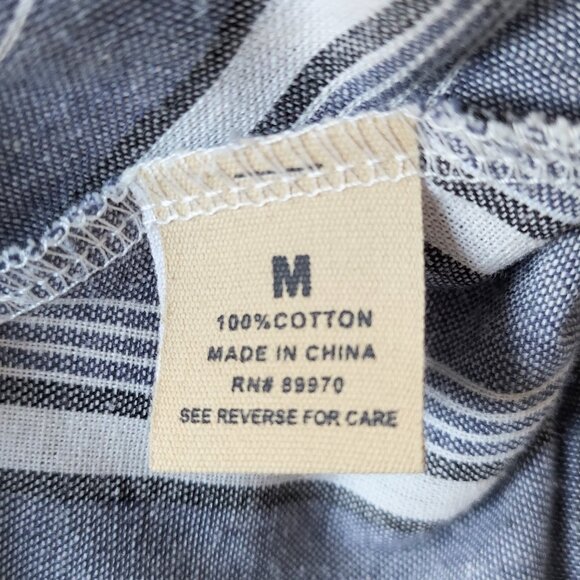 Love Notes Womans Size Medium Button Up Roll Tab Sleeve Peplum Top Blue White - Picture 10 of 10